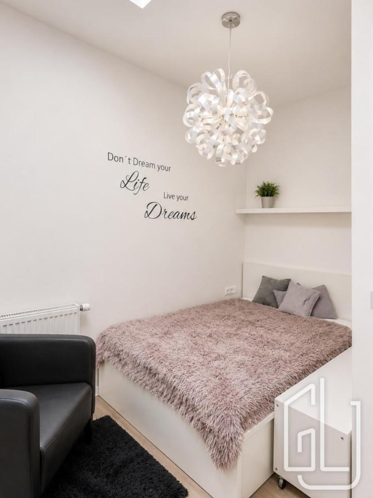 Pronájem bytu 2+kk 56 m2