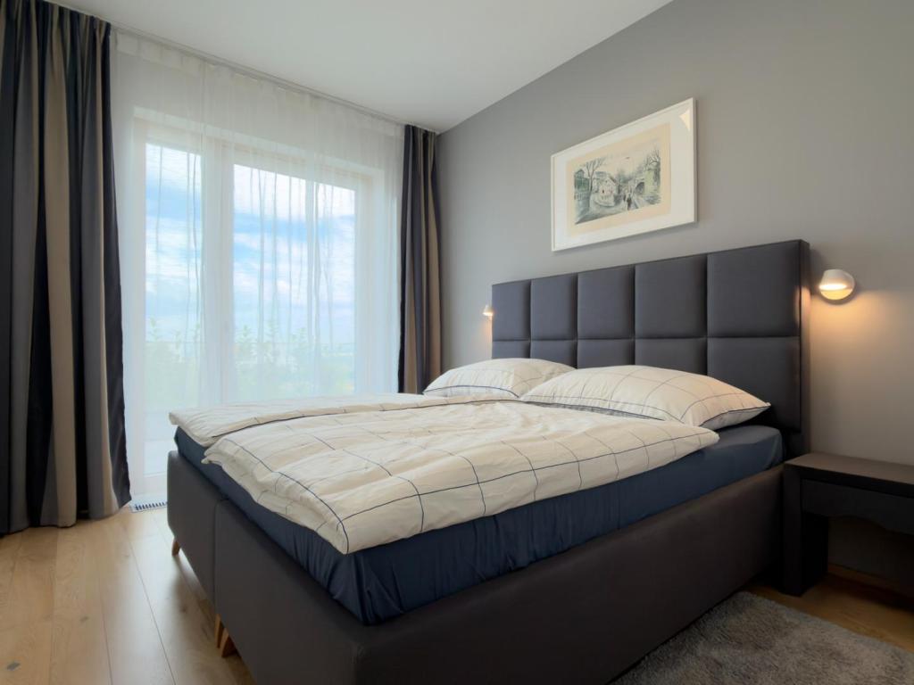 Pronájem bytu 3+kk 109 m2, Praha – náhled fotky 13