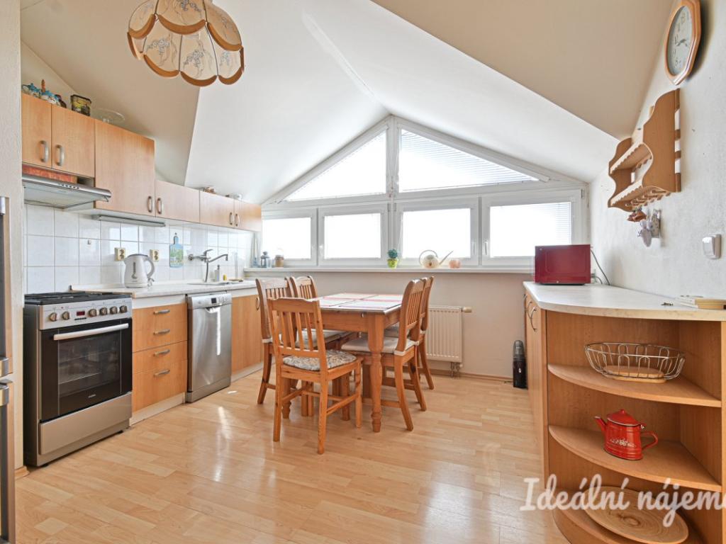 Pronájem bytu 3+1 67 m2