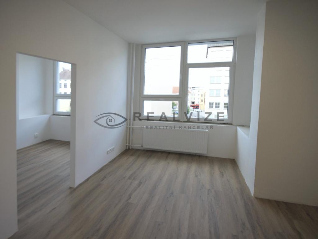 Pronájem 2+kk, České Budějovice - Žižkova tř.,
