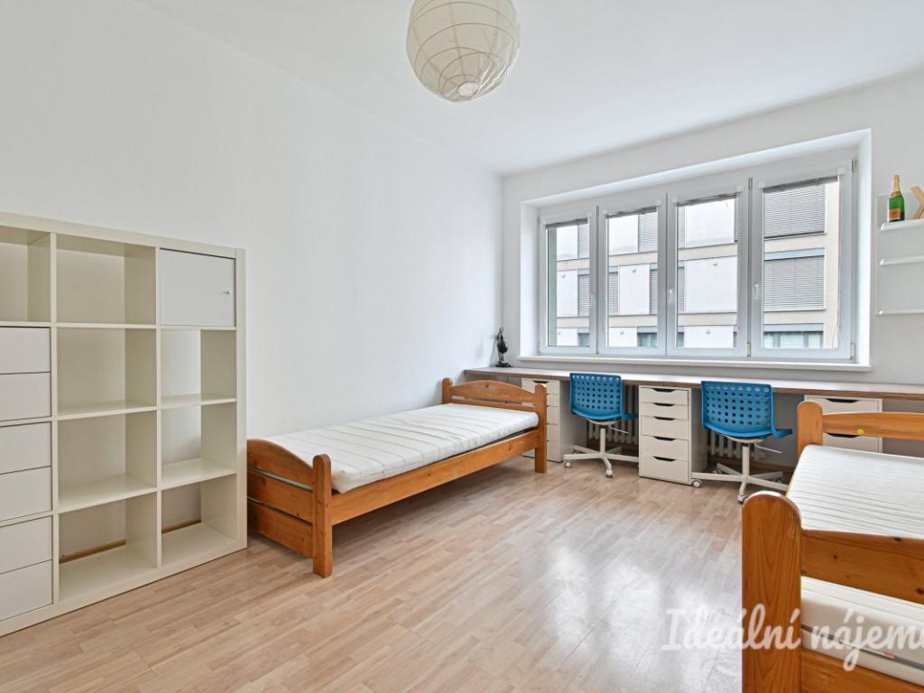 Pronájem bytu 3+1 72 m² – pohled 5