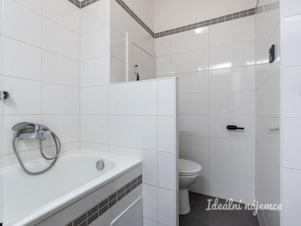 Pronájem bytu 2+kk 44 m2