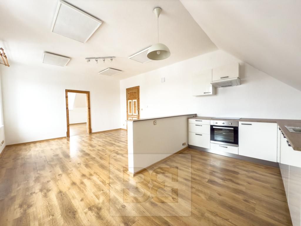 Pronájem bytu 3+kk 81 m2