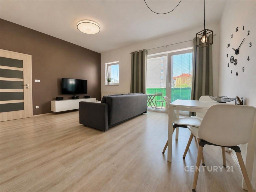 Pronájem bytu 2+kk 57 m2