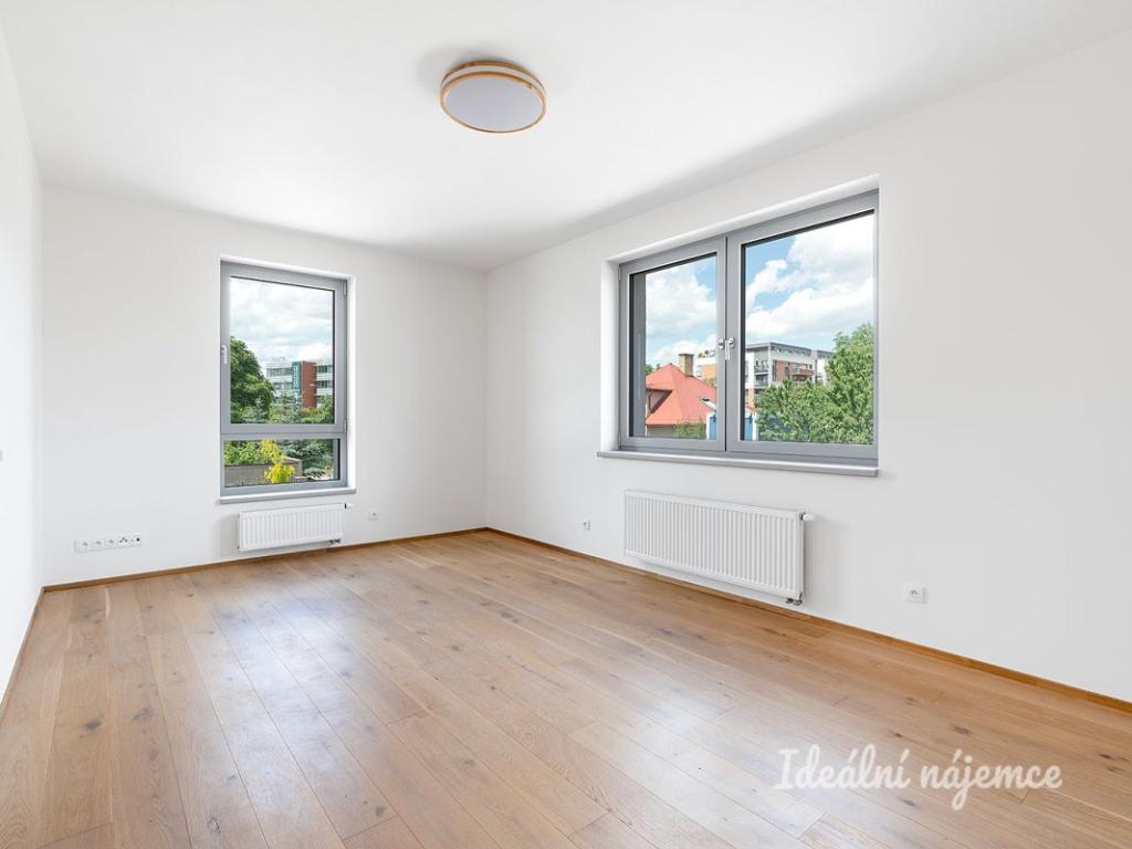 Pronájem bytu 3+kk 80 m² – pohled 6