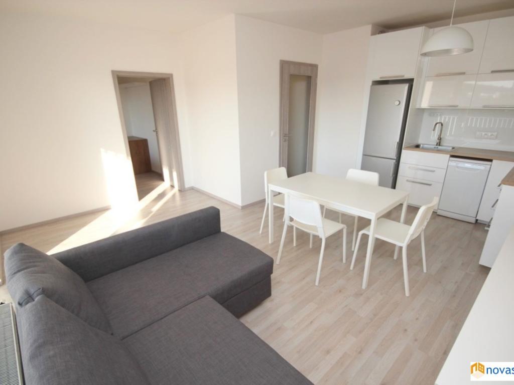 Pronájem bytu 2+kk 54 m2