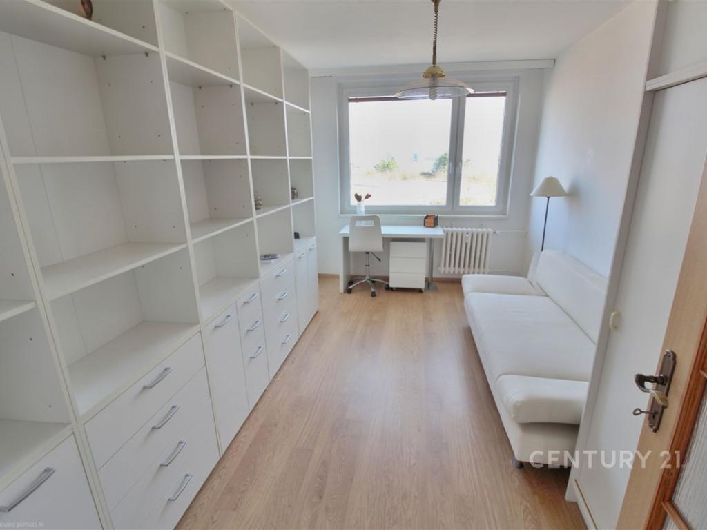 Pronájem bytu 3+1 87 m² – pohled 6