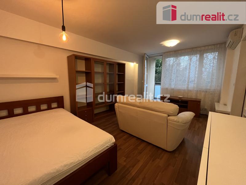 Pronájem bytu 1+1 41 m2