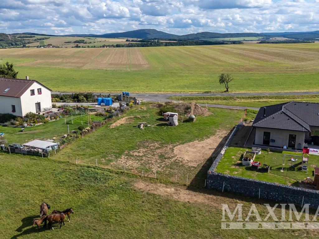 Prodej pozemku 1000 m2, Chlustina – náhled fotky 7