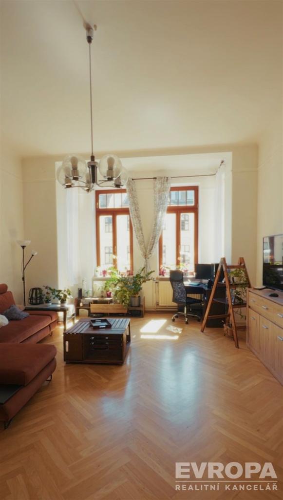 Pronájem bytu 4+1 144 m2