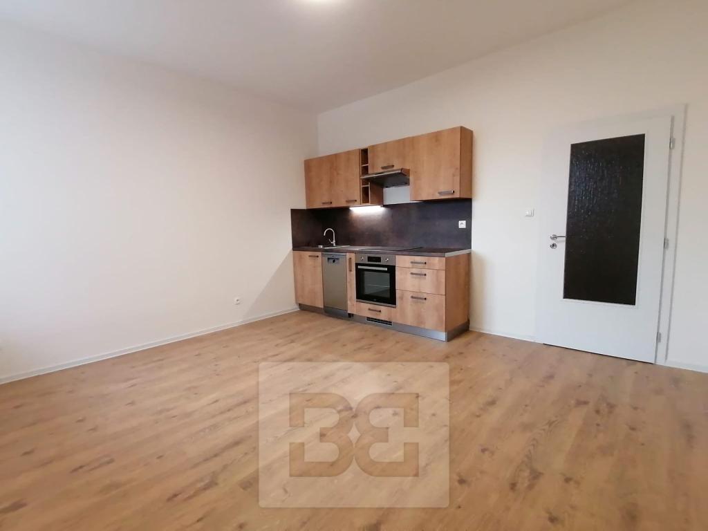 Pronájem bytu 1+kk 26 m2