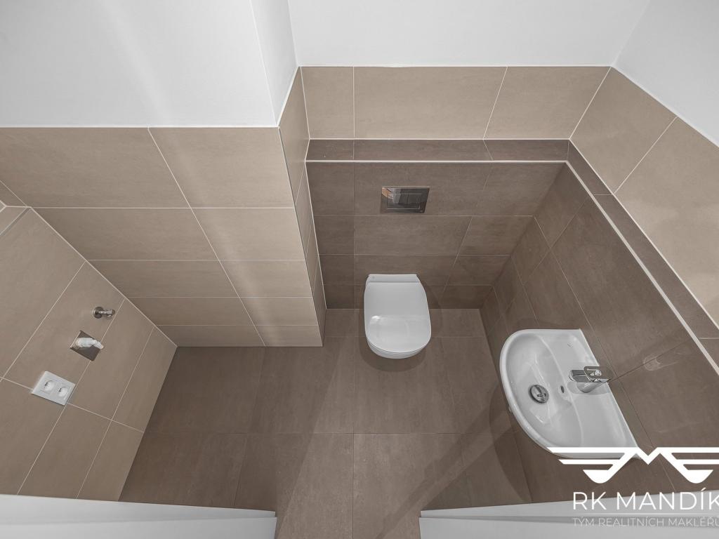Pronájem bytu 3+kk 86 m2, Praha – náhled fotky 8