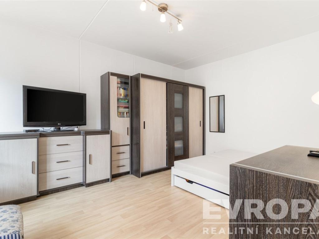 Pronájem bytu 1+1 34 m2