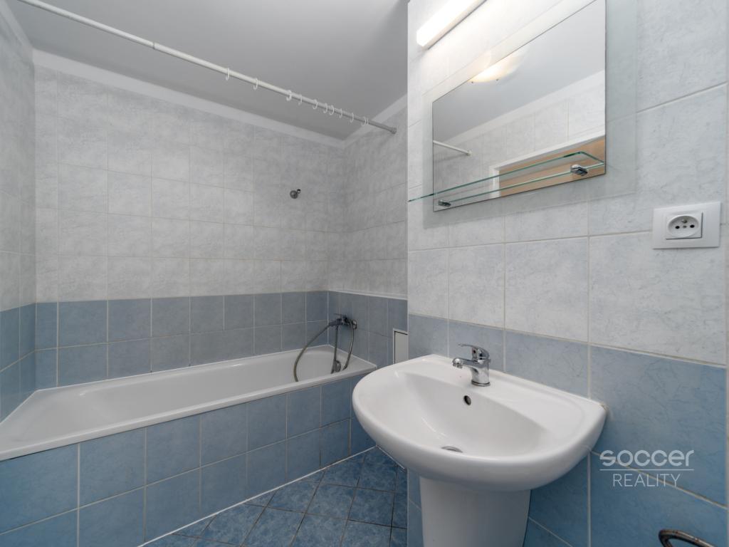 Prodej bytu 1+kk 32 m2, Praha – náhled fotky 9