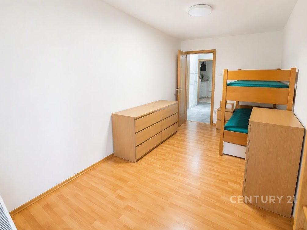 Pronájem bytu 3+kk 75 m2, Praha – náhled fotky 7
