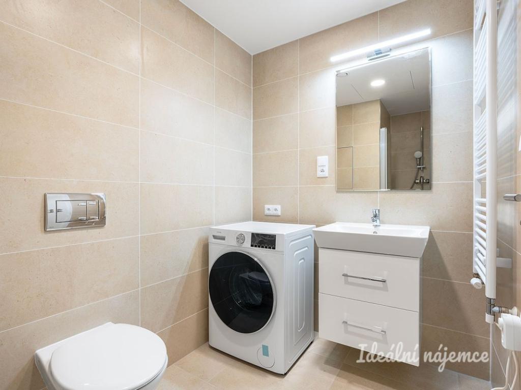 Pronájem bytu 1+kk 32 m² - Mehr