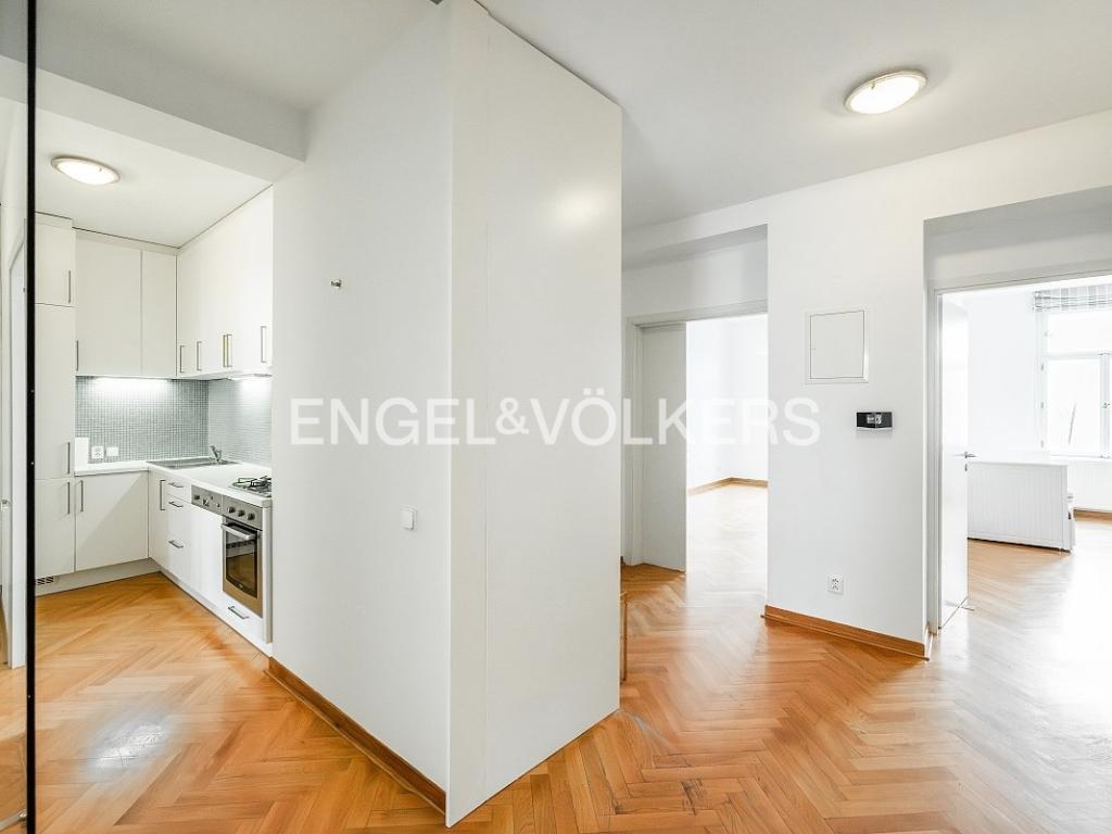 Pronájem bytu 4+kk 102 m2