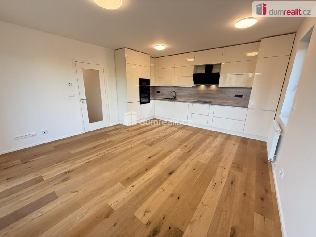 Pronájem bytu 2+kk 61 m2