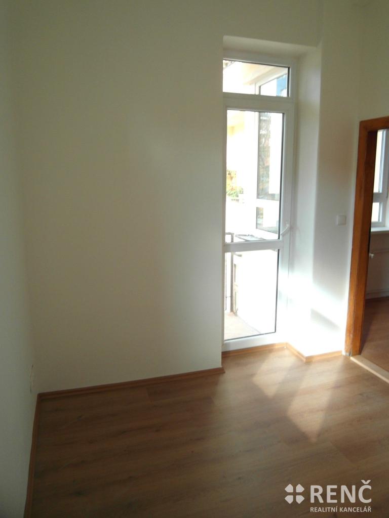 Pronájem bytu 2+kk 31 m2