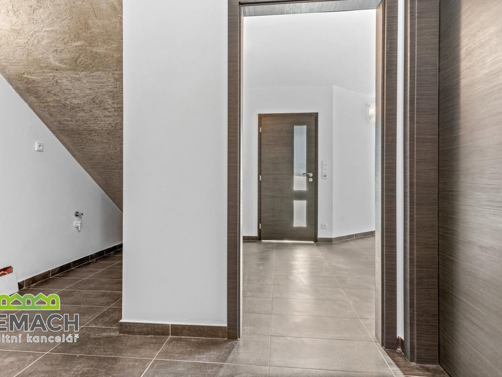 Pronájem bytu 2+kk 42 m2