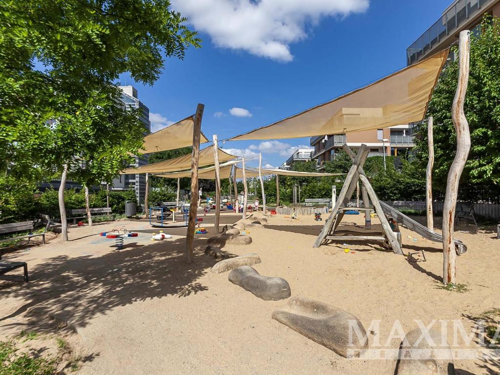 Prodej bytu 3+kk 103 m2, Praha – náhled fotky 27