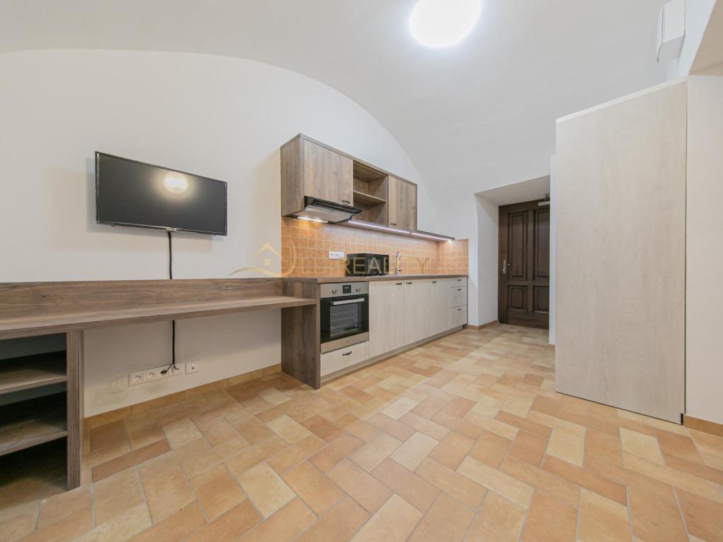 Pronájem bytu 1+1 31 m2