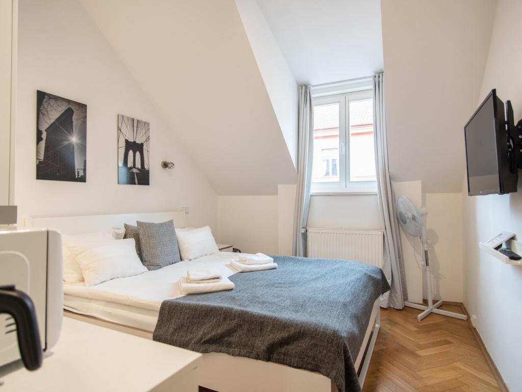 Pronajem bytu 1+kk 15 m2