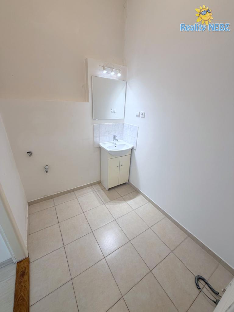 Pronájem bytu 2+kk 62 m2, Praha – náhled fotky 8