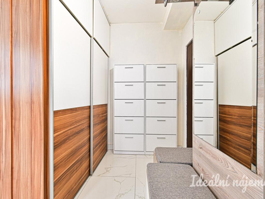 Pronájem bytu 2+1 74 m2