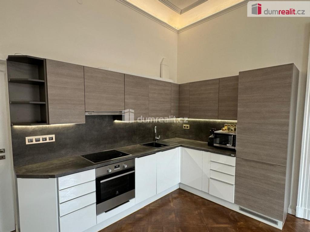 Pronájem bytu 2+kk 62 m2