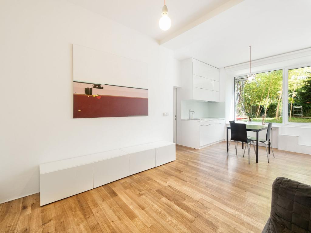 Pronájem bytu 2+kk 52 m2