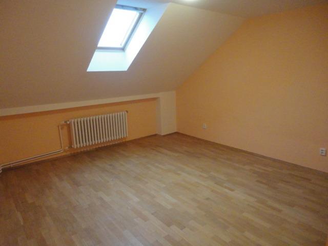 Pronájem bytu 2+1 85 m2