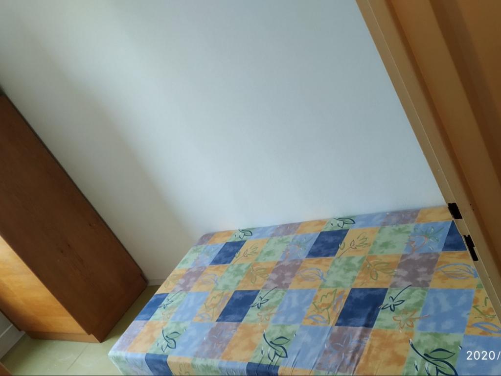 Spolubydleni bytu celý pokoj 9 m2