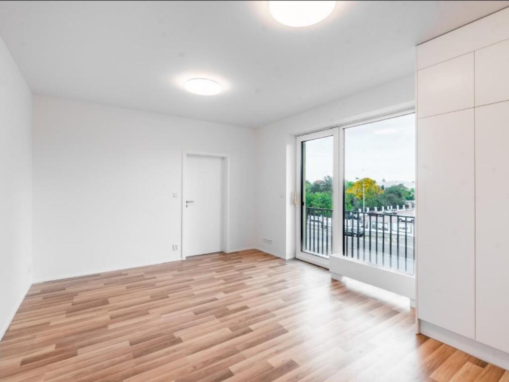 Pronájem bytu 2+kk 44 m2