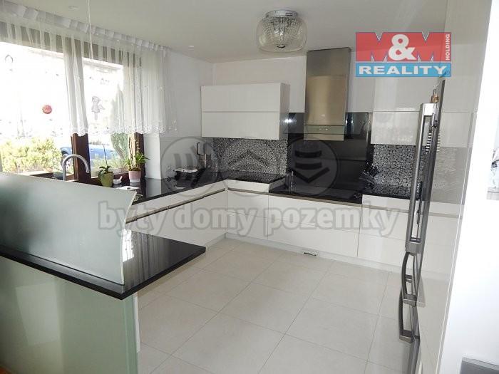 Pronajem bytu dům 1000 m2