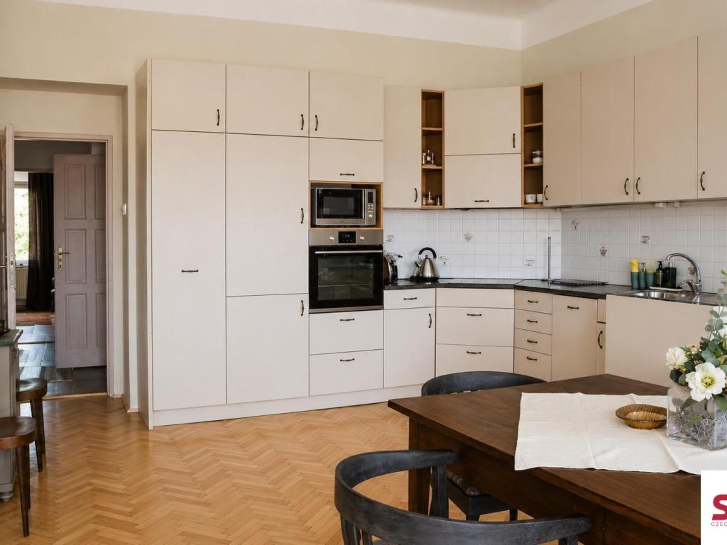 Pronájem bytu 2+kk 100 m2