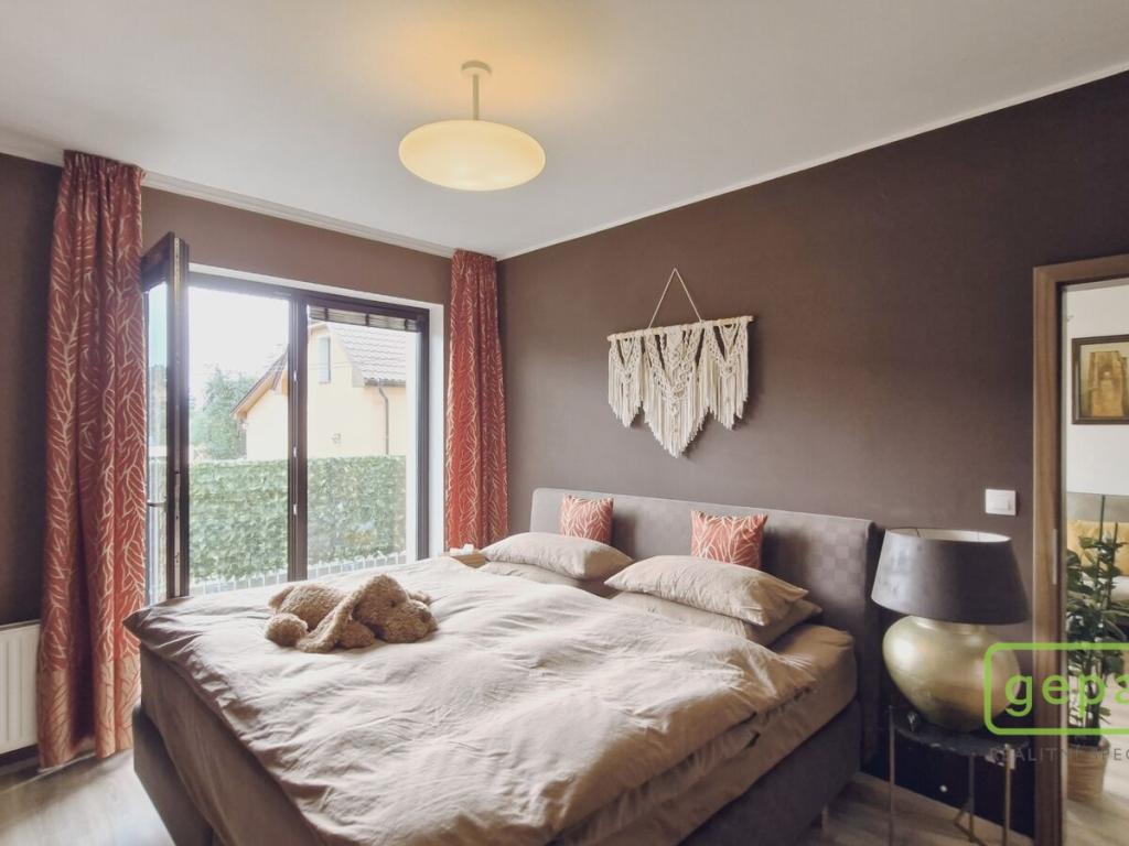 Pronájem bytu 3+kk 74 m2