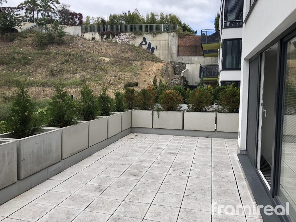 Pronájem bytu 1+kk 42 m2
