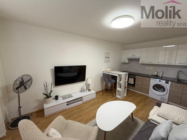 Pronájem bytu 2+kk 40 m2
