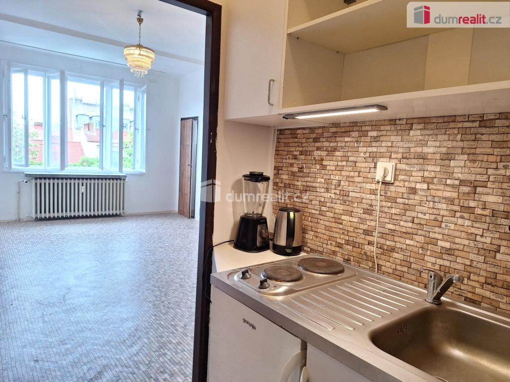 Pronájem bytu 1+kk 28 m2