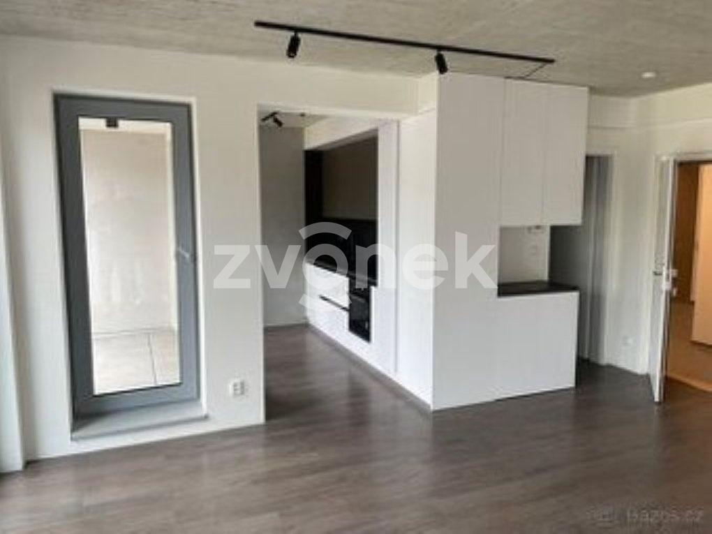 Pronájem bytu 1+kk 36 m2