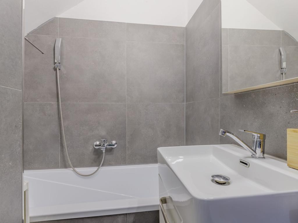 Prodej domu 130 m2, Doksy – náhled fotky 12