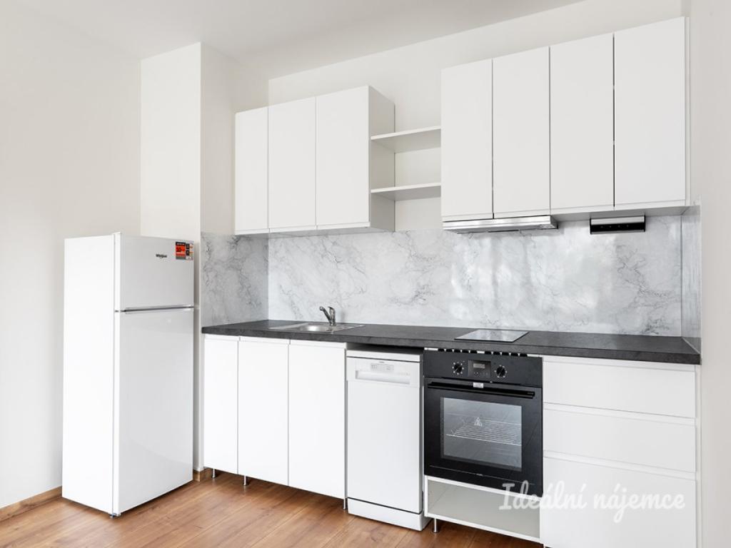 Pronájem bytu 1+kk 33 m2