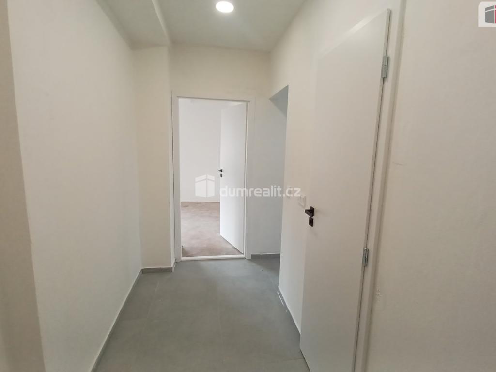 Pronájem bytu 2+1 55 m2, Ústí nad Labem – náhled fotky 12