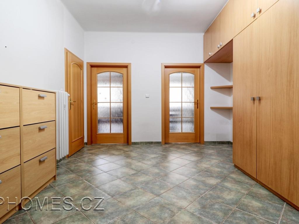 Pronájem bytu 2+1 74 m2