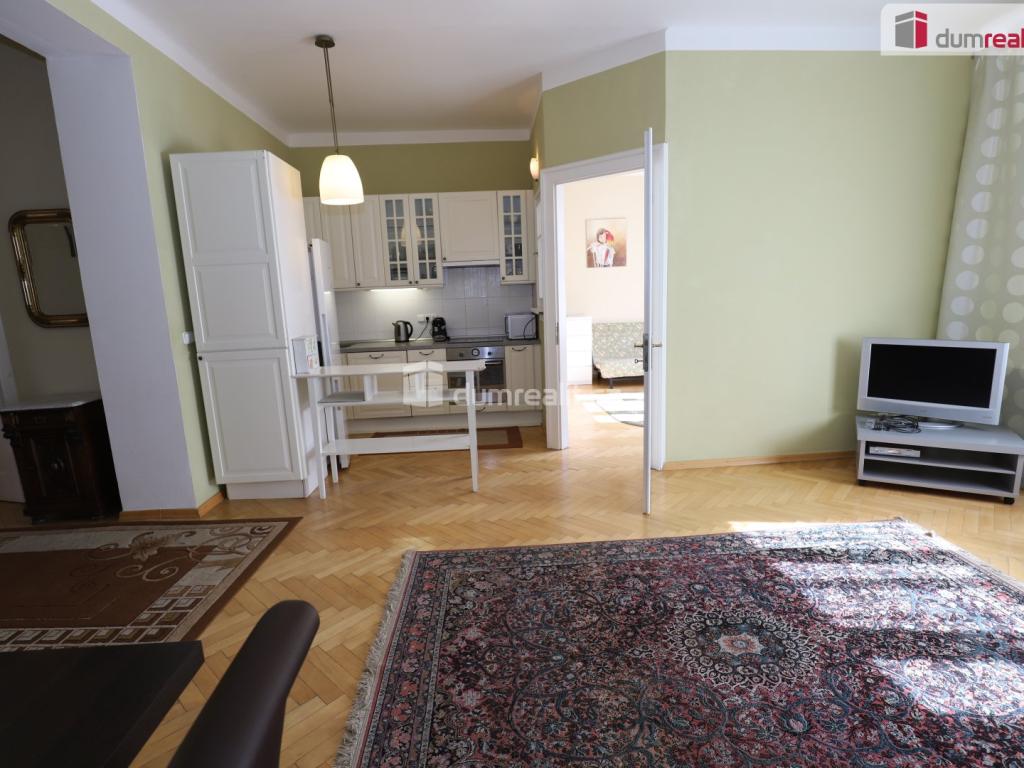 Pronájem bytu 4+kk 145 m2