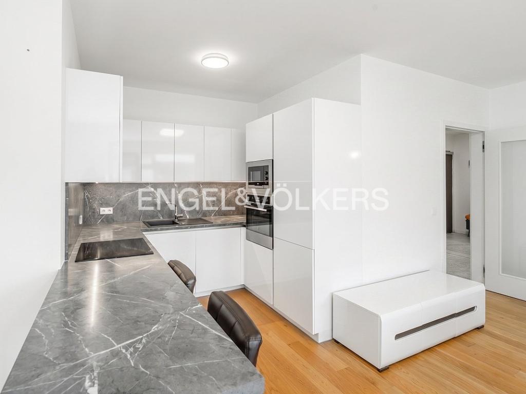 Pronájem bytu 3+kk 72 m2