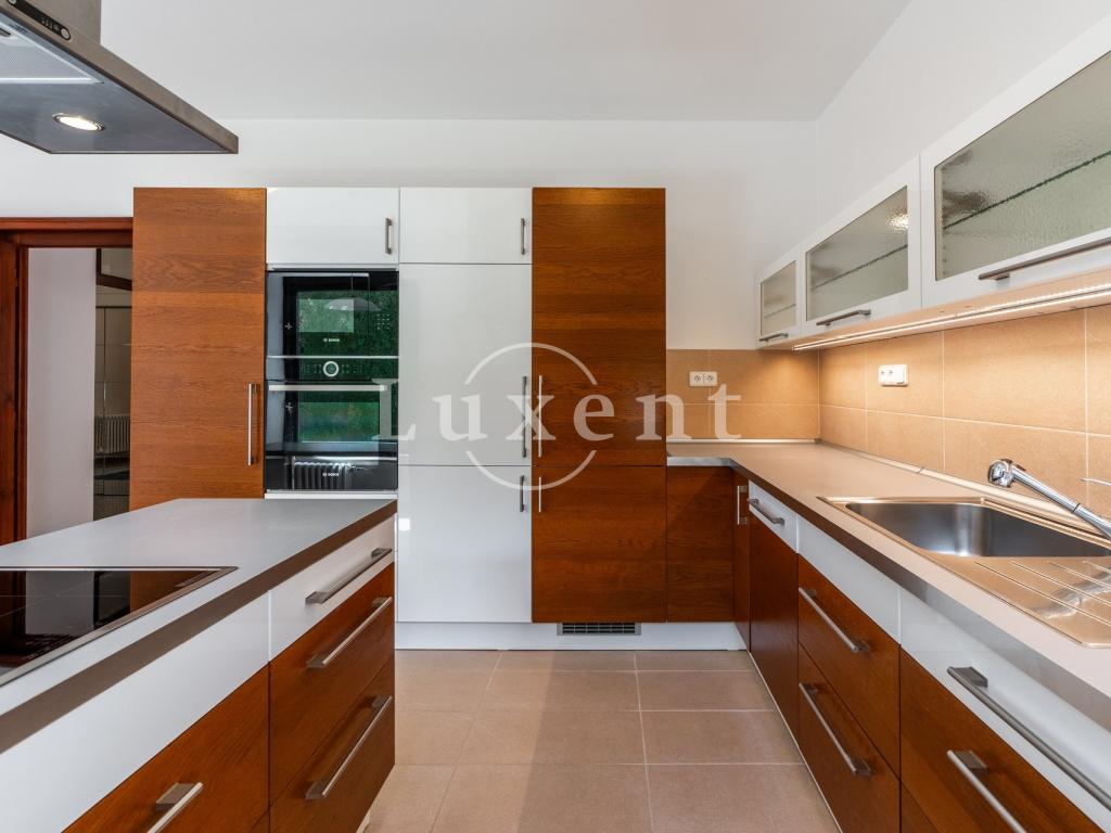 Pronájem domu 417 m2, Praha – náhled fotky 7