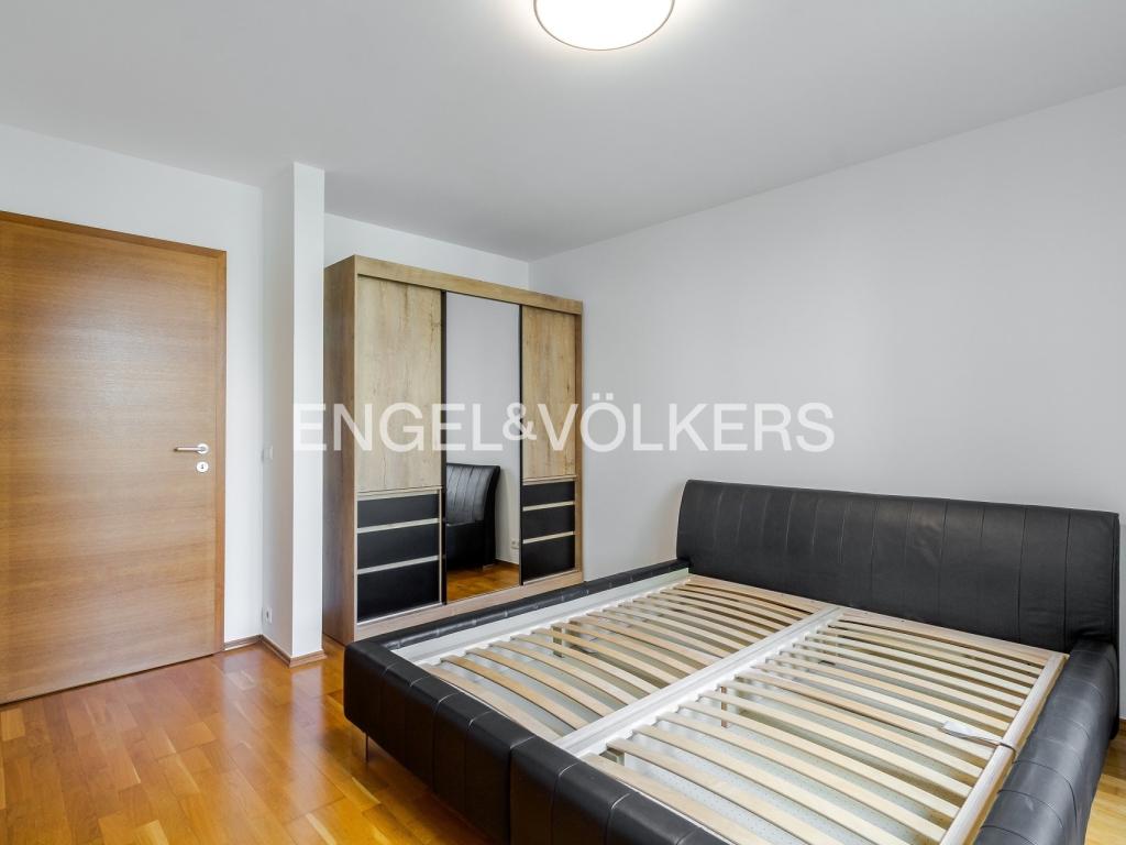Pronájem bytu 3+kk 115 m² – pohled 6