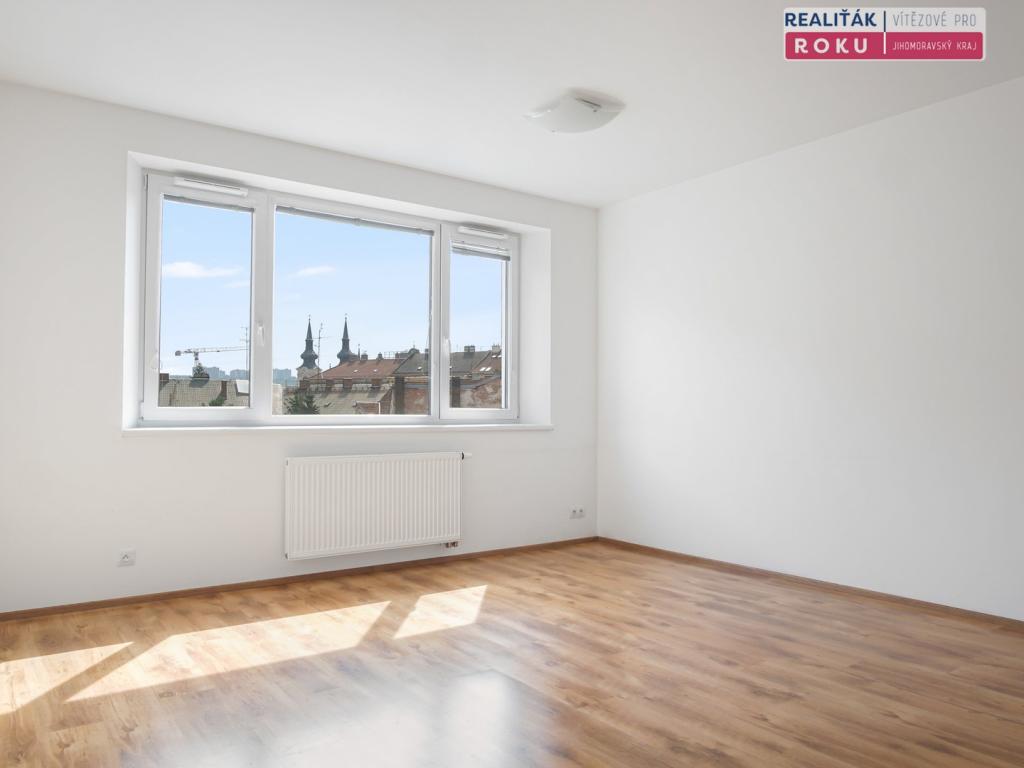 Pronájem bytu 1+kk 32 m2